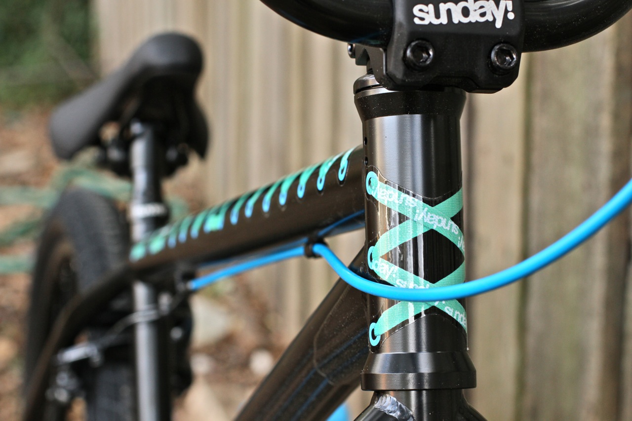 CLOSE UP: Aaron Ross black AM | Sunday Bikes