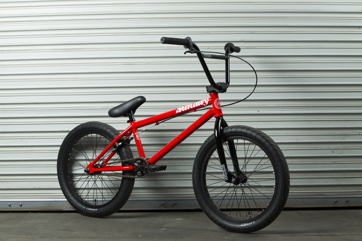 red and black bmx bike