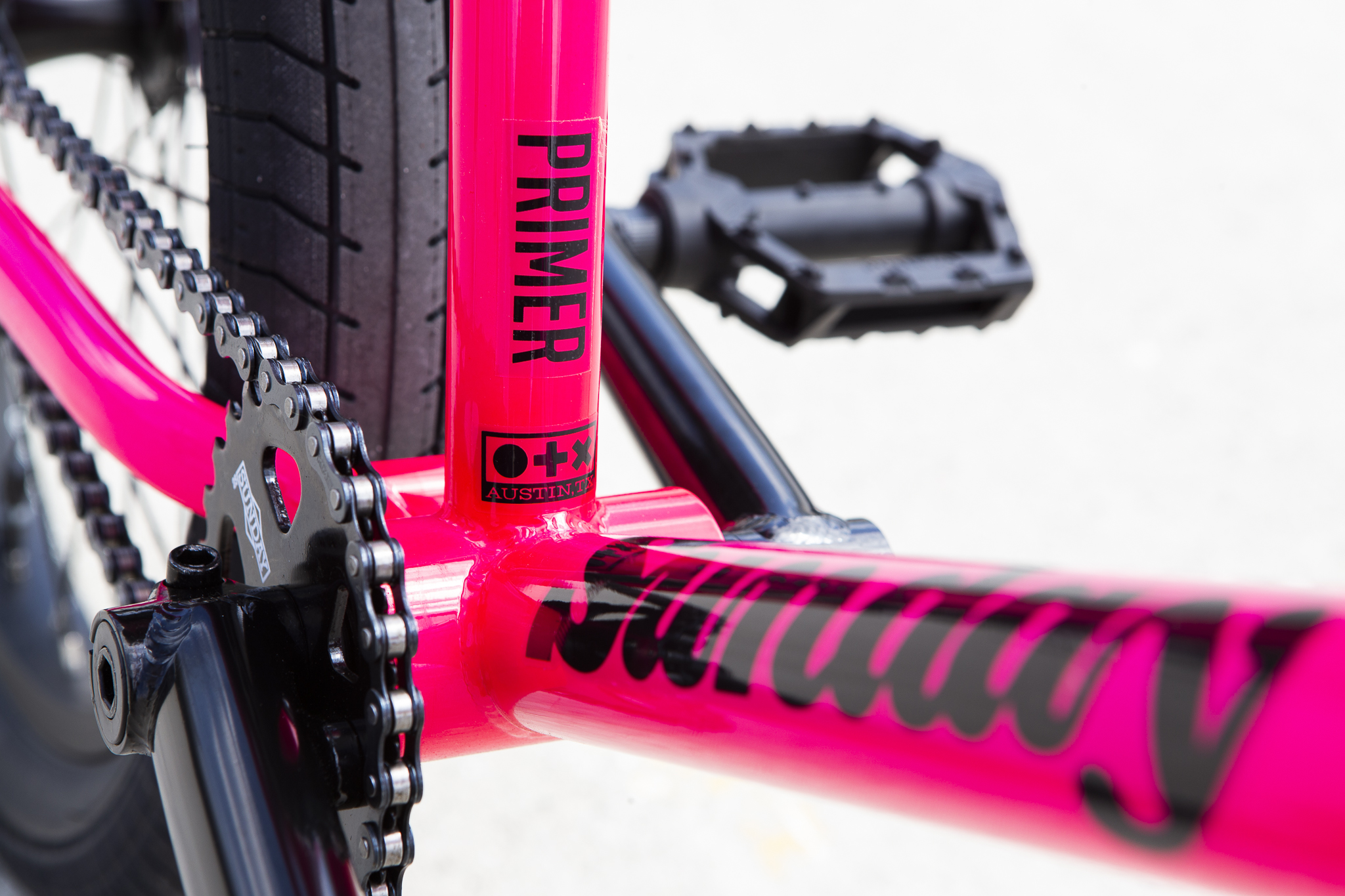 hot pink bmx bike